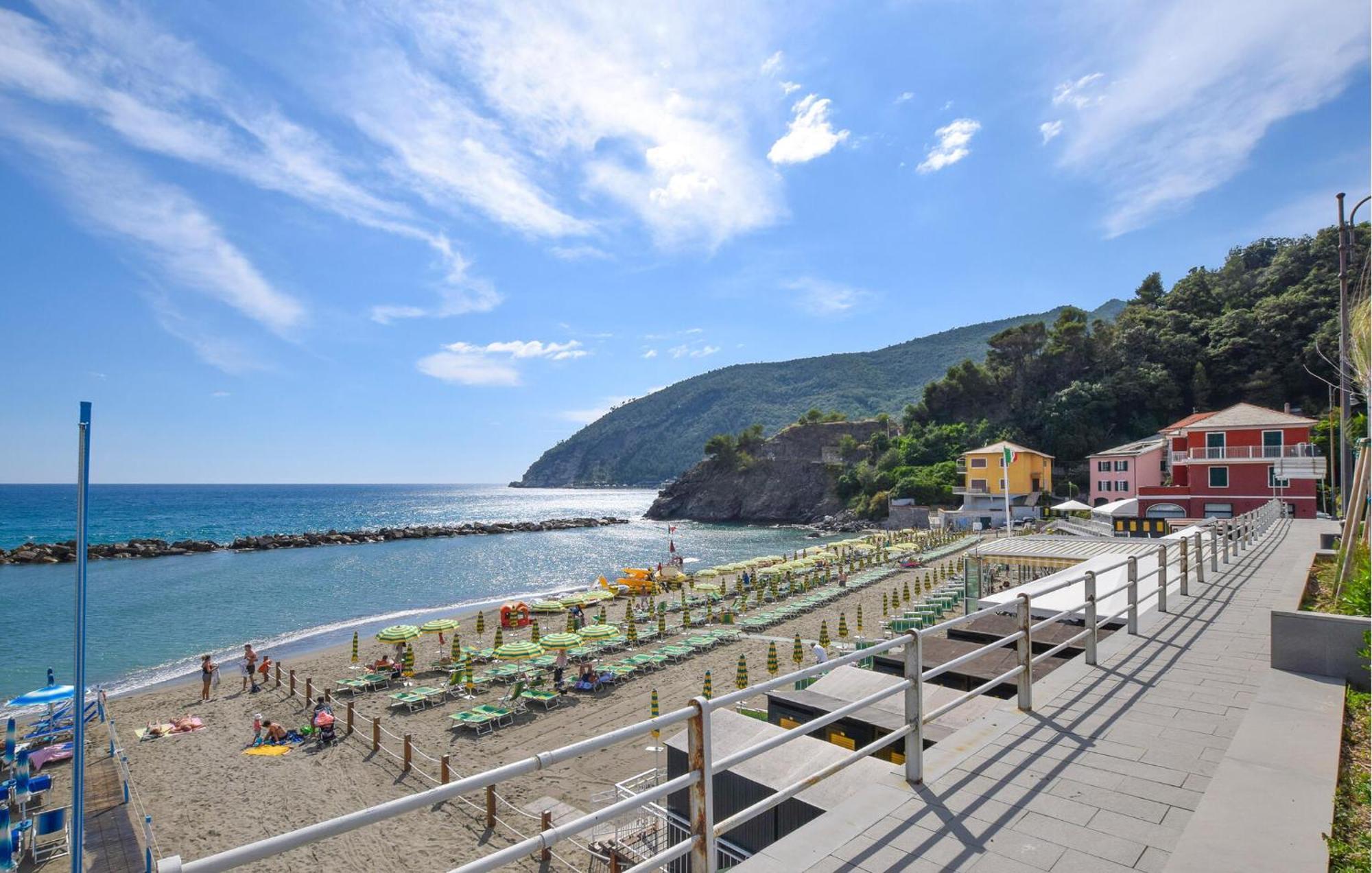 Beautiful Apartment In Moneglia With Kitchen Экстерьер фото